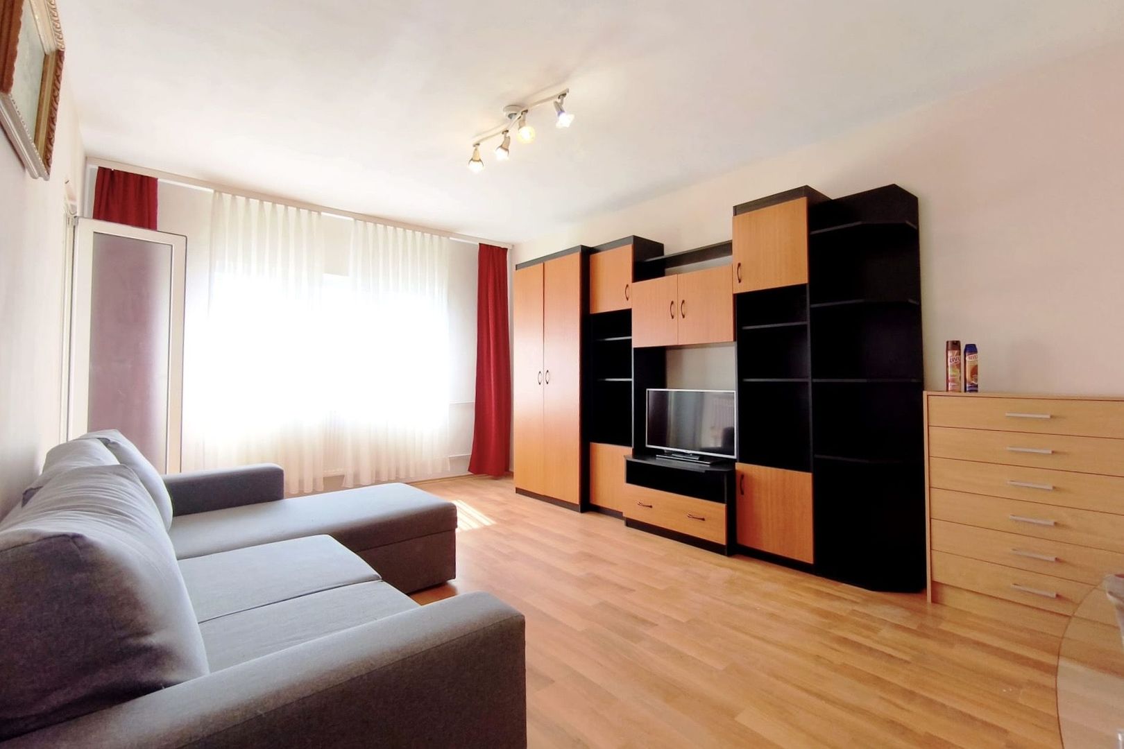 Apartament 2 camere, modernizat, Podgoria - Poză 3