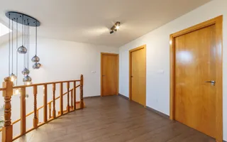 VILĂ 4 dormitoare, RENOVATĂ COMPLET 2026, Prundu, teren 937 mp - Poză 22