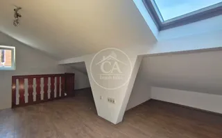 Apartament cu 2 camere la curte comuna de vanzare Ultracentral, Oradea - Poză 12
