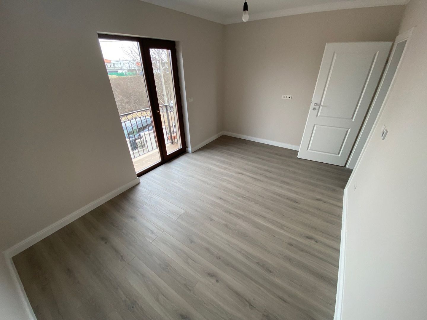 Duplex cu carport Dumbravita - IKEA - Poză 19