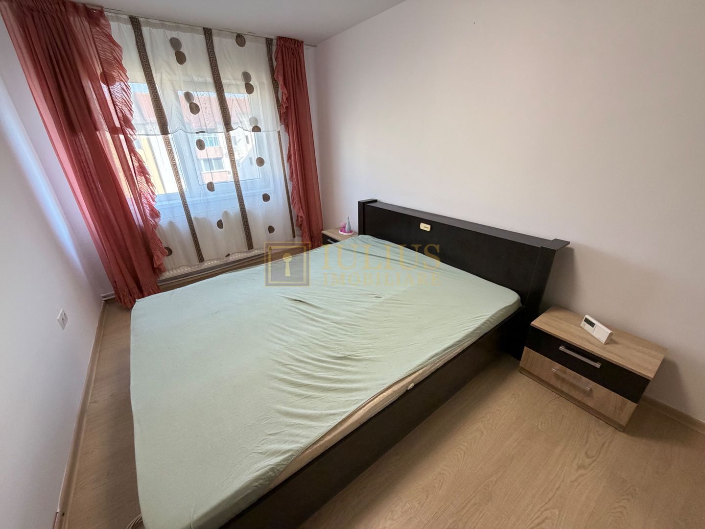 2 dormitoare, centrala proprie, bloc anvelopat. Girocului-Mag. Prospero - Poză 7