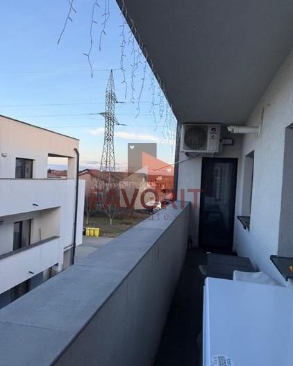 Mobilat si utilat. Pozitie buna. 2 locuri de parcare - Poză 11