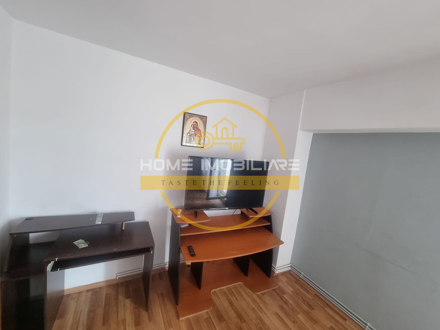 Apartament de inchiriat cu 4 Camere/ 110mp / Decomandat / Etaj 3/ Nicolina - Cug - Poză 2