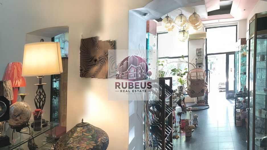 O Locație cu Istorie și Eleganță – În Centru, Pentru Afaceri Distincte - Poză 2