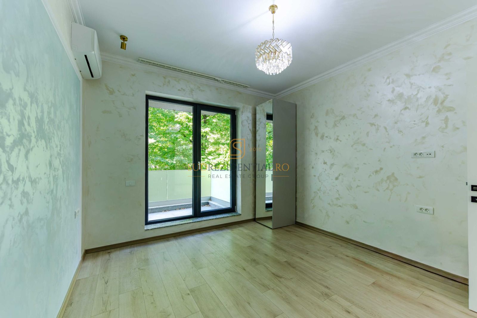 Apartament Premium 3 Camere zona Eroii Revoluției 99,6 mp - Poză 14