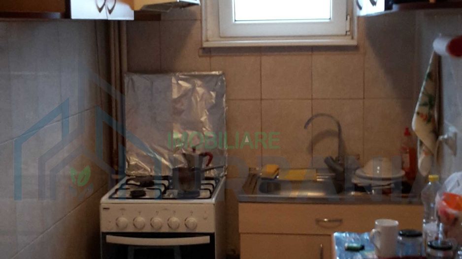 De vanzare apartament 2 camere decomandat, Tatarasi, etaj intermediar - Poză 3