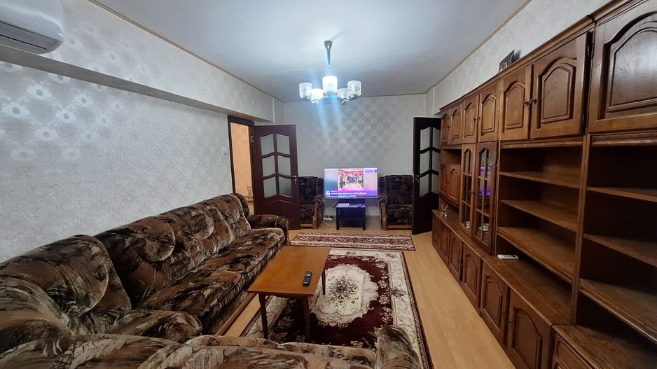 Apartament 3 camere de inchiriat - Poză 1