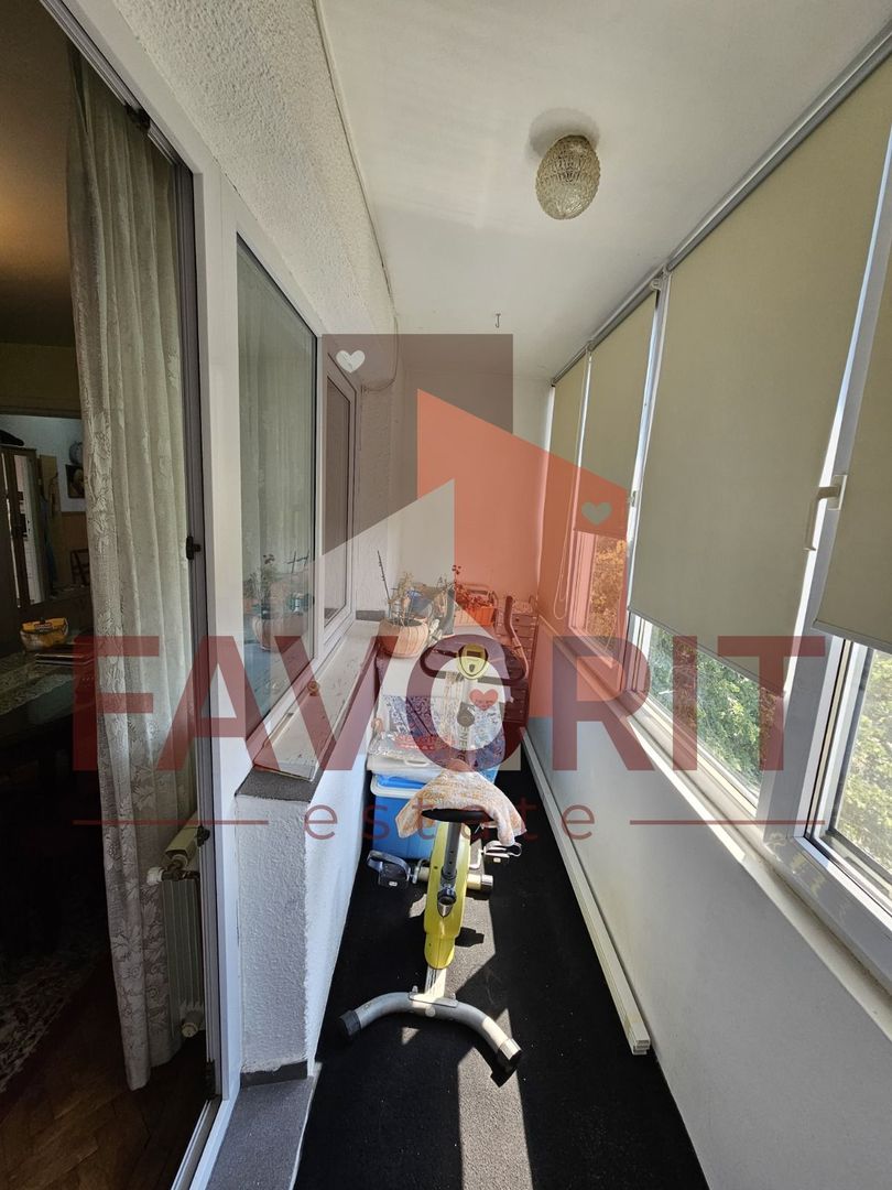 3 camere, semidecomandat | centrala proprie | mobilat si utilat | zona excelenta - Poză 8