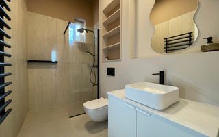 Apartament ultrafinisat cu 2 camere de vanzare in zona Semicentrala! - Poză 8