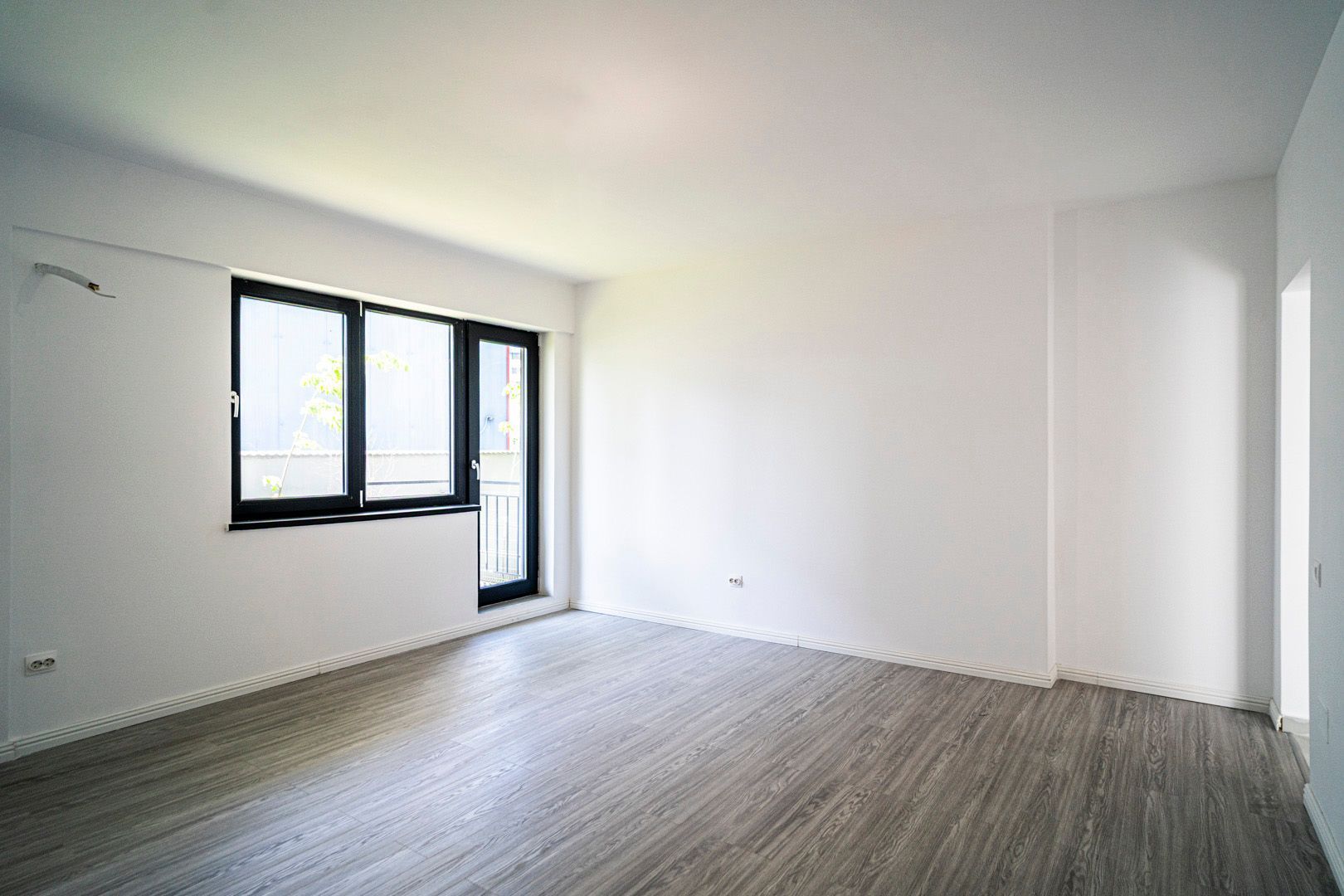 MILITARI, METROU PACII, 2 CAMERE, 57 mp, GRADINA, 150 mp - Poză 7
