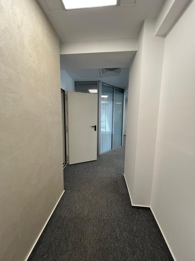 Comision 0 Spațiu birouri 140 mp, luminos, lift și recepție Bd. Dacia - Poză 10