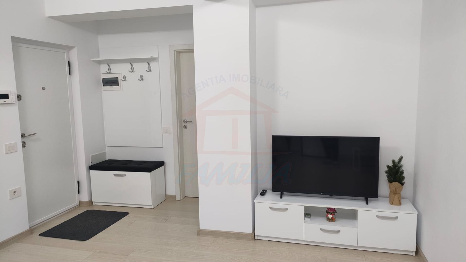 📍De închiriat – Apartament 2 camere Micro 17 - Poză 4