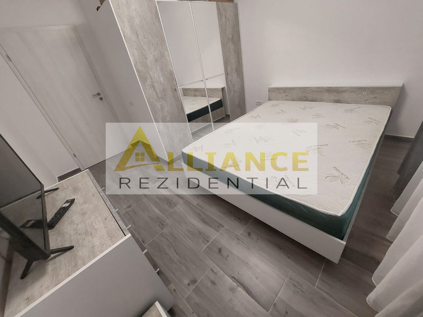 APARTAMENT 2 CAMERE DE VÂNZARE CU CURTE EXCLUSIVĂ - STRADA BIRUINȚEI - Poză 5