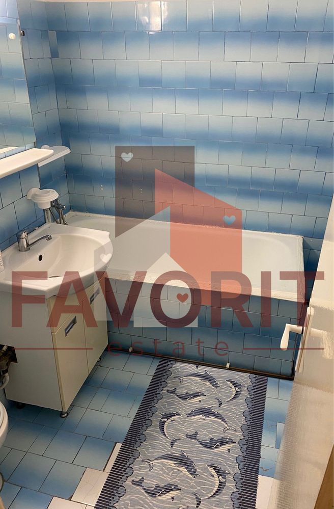 Etaj 1 . Decomandat. Zona Lipovei - Poză 3