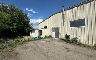 Spațiu industrial/depozit 228 mp – Moșnița Nouă. Fostele hale Avicola.