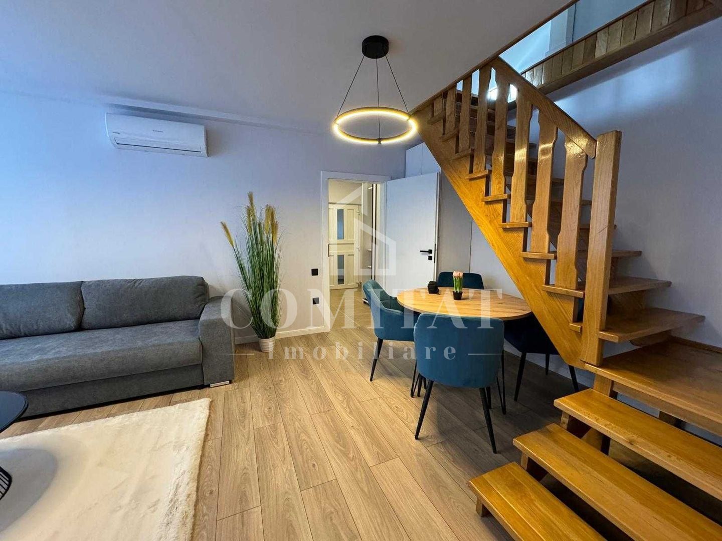 Apartament cu 3 camere | 2 niveluri | Loc de parcare | Zonă centrală - Poză 2