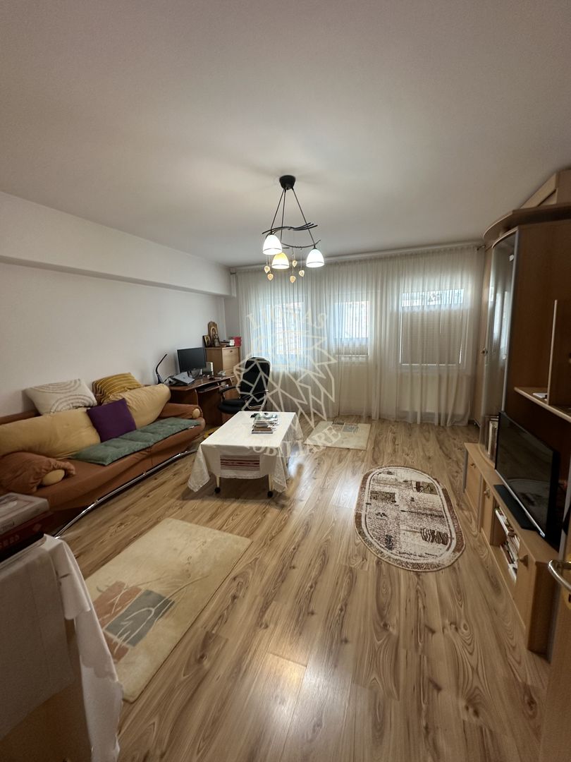 Apartament decomandat 2 camere 60 mp-3 balcoane- Zona Centrala - Poză 3