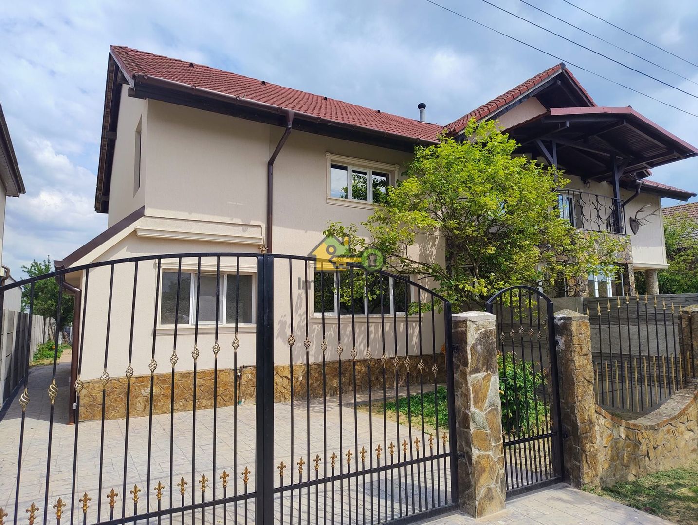 Vilă Premium cu Piscină în Șag – Mutare Imediată, la Cheie - Poză 1