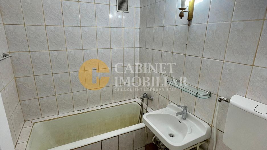 Apartament cu 3 camere - Etaj 1 - Fara Risc - Zona Palas - Poză 6
