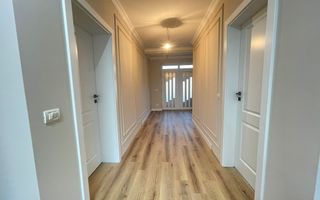 Proprietate premium,finisaje moderne,zona Ronat-Mehala - Poză 1