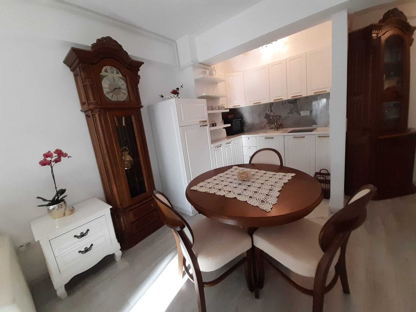 Apartament de lux in inima Copoului. - Poză 4
