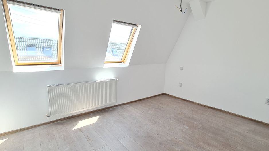 Casa finalizata intabulata in Cartier Izvor Tarlungeni Brasov - Poză 9