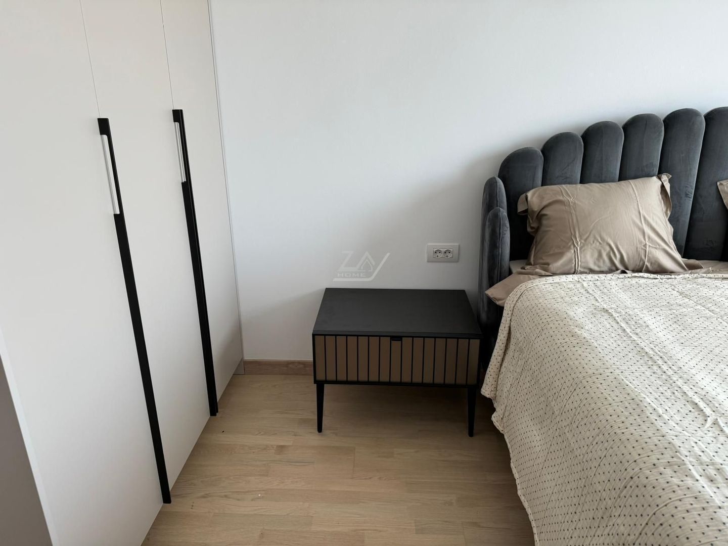 Locatie excelenta. Mobilat si utilat. Parcare subterana. - Poză 8