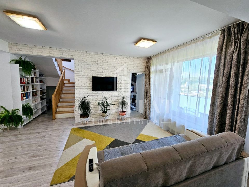 Apartament în duplex | Etaj + mansarda | zona Baciu - Poză 2