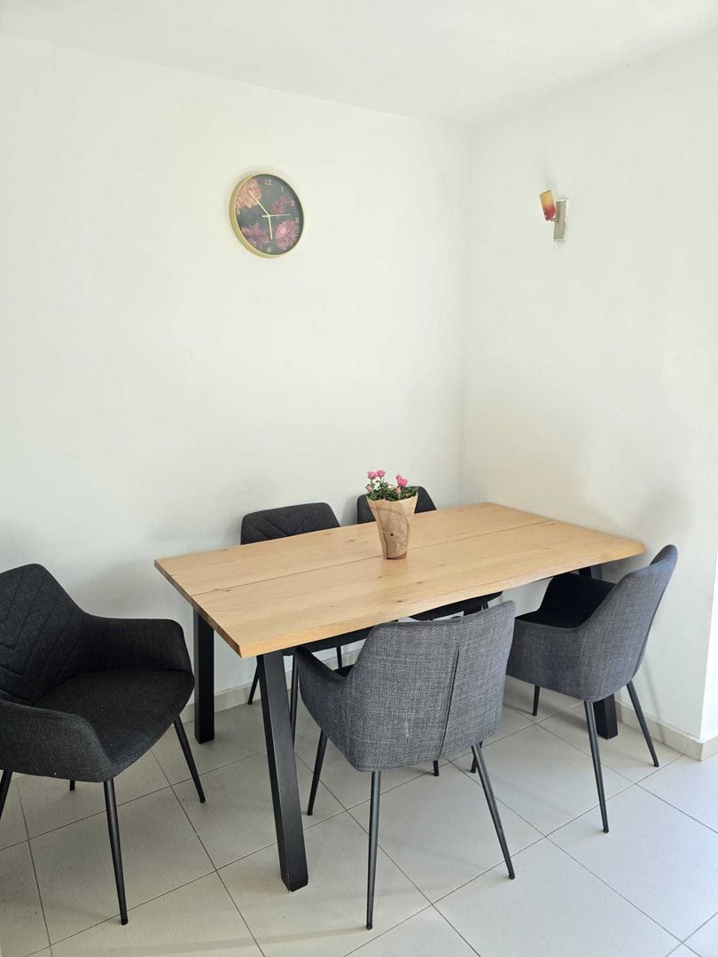 BRASADAS vinde ap 2 cam etaj 1/4 56mp în Carpați 2. - Poză 3