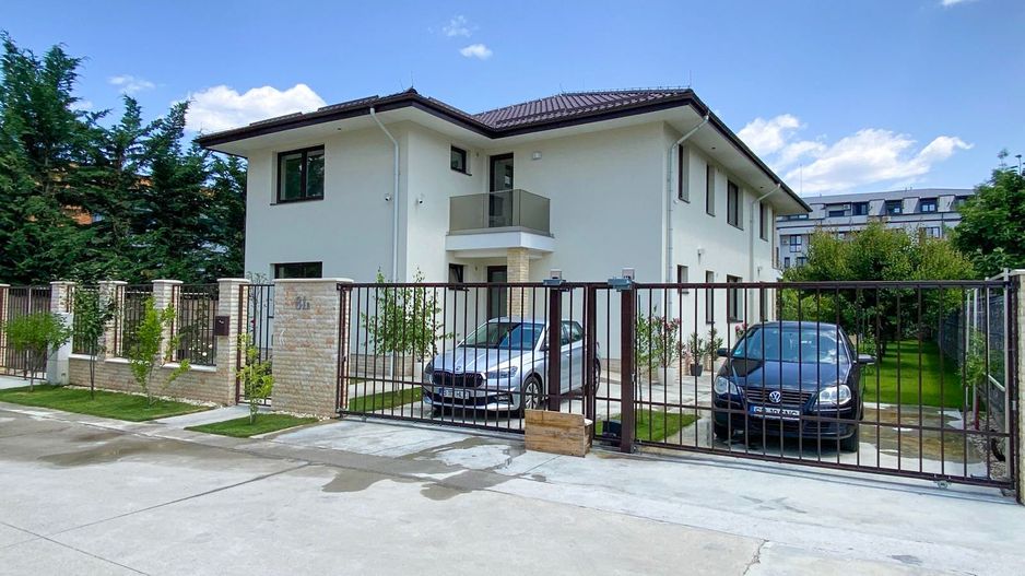 Vânzare vilă 8 camere | Grădină 500mp | 3 locuri de parcare - Poză 28