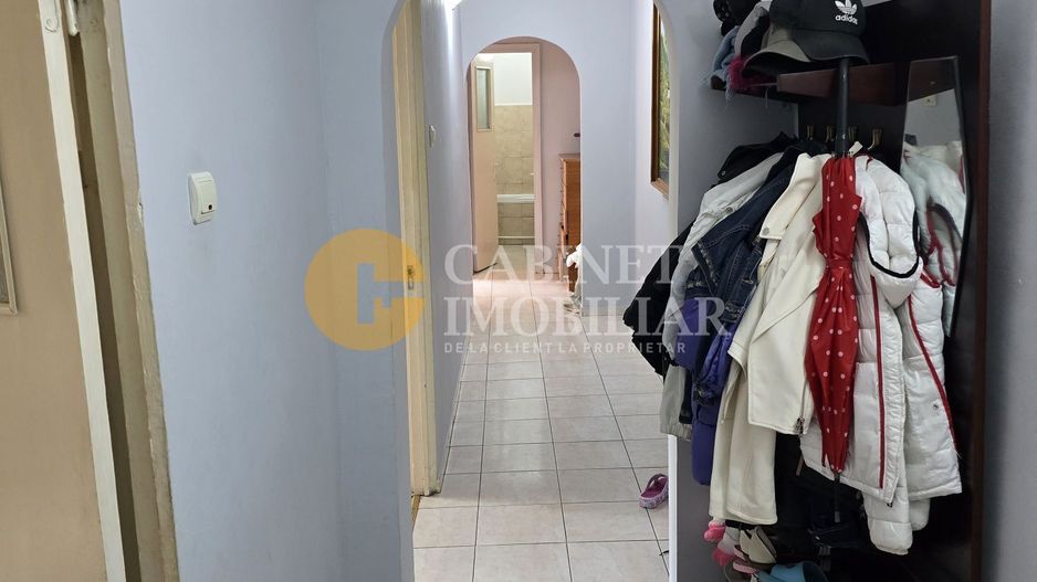 BAZA 3 - BLOC DUPA 80 - 2 CAMERE DECOMANDAT - ETAJ 3 - FARA RISC - Poză 6