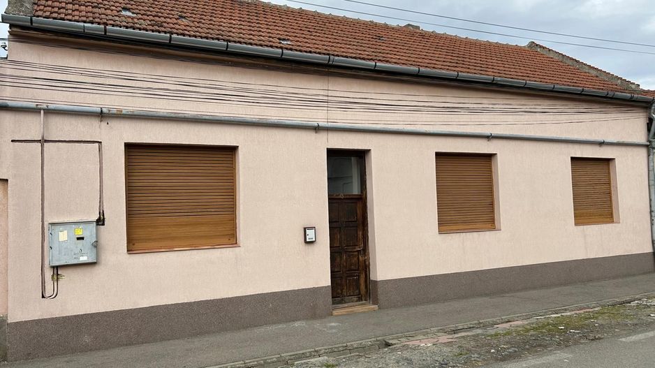 Casa in Lugoj pe Str.  Gheorghe Baritiu - Poză 1