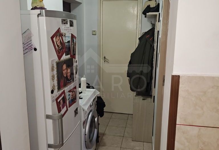 Se vinde apartament cu 2 camere str. Violetelor tg -mures - Poză 6