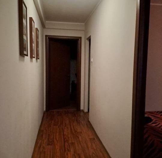 Apartament 3 camere,renovat,mobilat situat langa scoala si gradinita. S178 - Poză 6