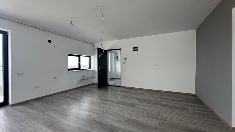 Apartamente 3 camere de vanzare in Ovidiu cu vedere la Lac - Poză 3