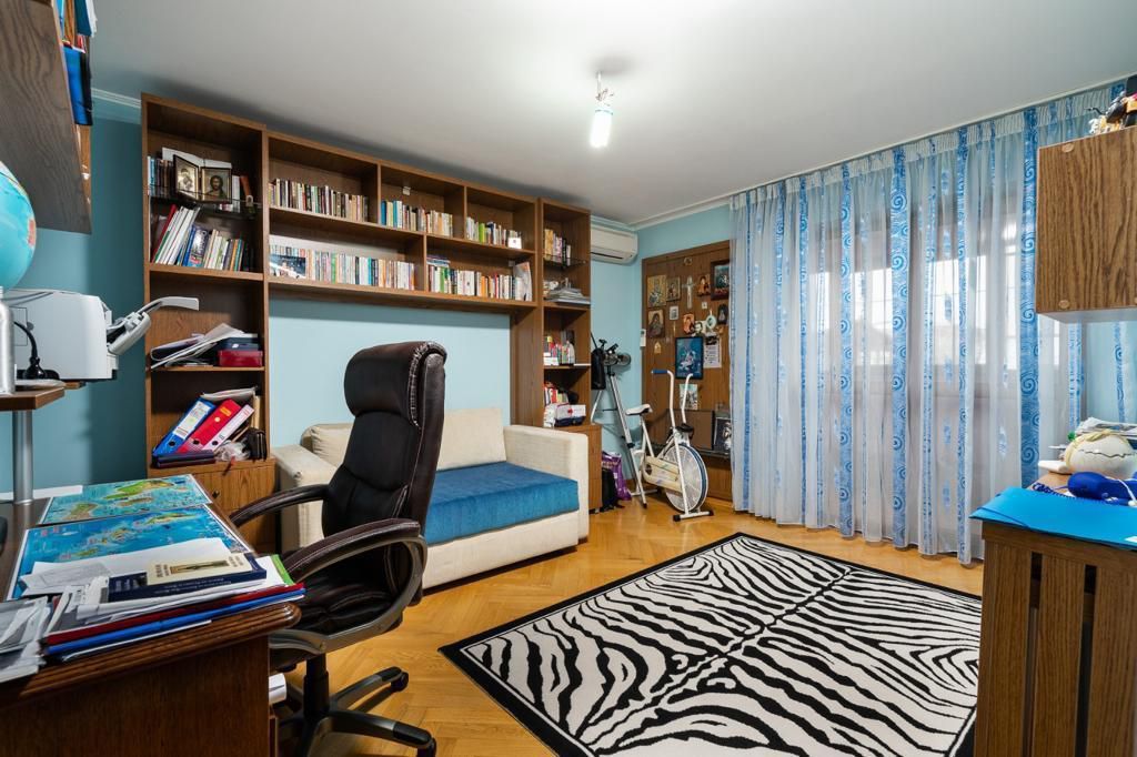 Vila superba de vanzare in apropiere de padure Pantelimon - Poză 9