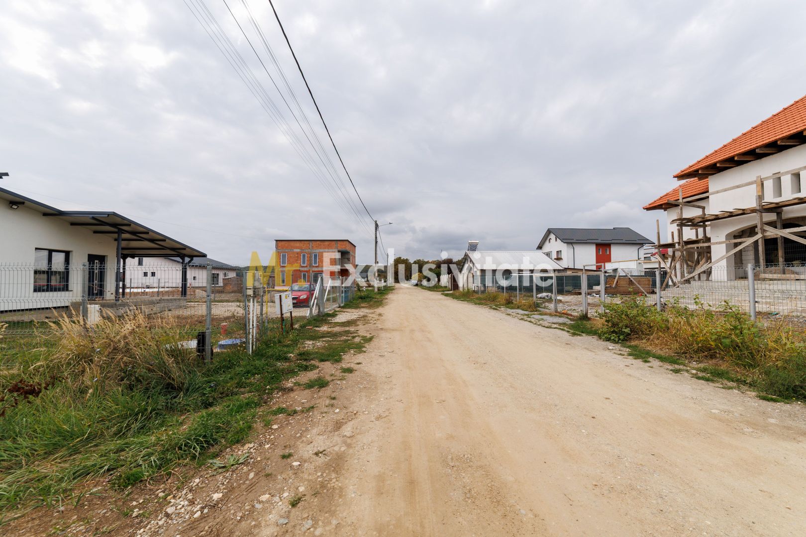 Teren intravilan 440 mp, toate utilitățile, foarte aproape de Trivale - Poză 5