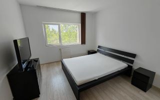 Metrou Pacii, Ten Blocks, 2 camere, 70mp, 4/10, decomandat, mobilat, loc parcare - Poză 3