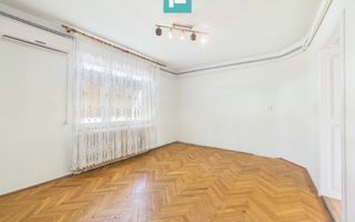 Casă cu 4 camere în Bujac - Poză 4