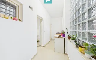 Casa cu 6 camere in Parneava - Poză 11