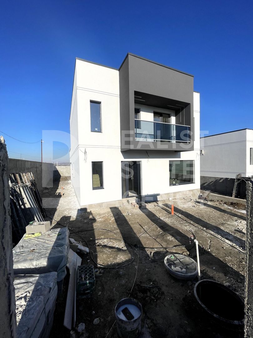 Casă de vânzare în Iași – Sorogari | 500 mp teren | 3 dormitoare, beci - Poză 2