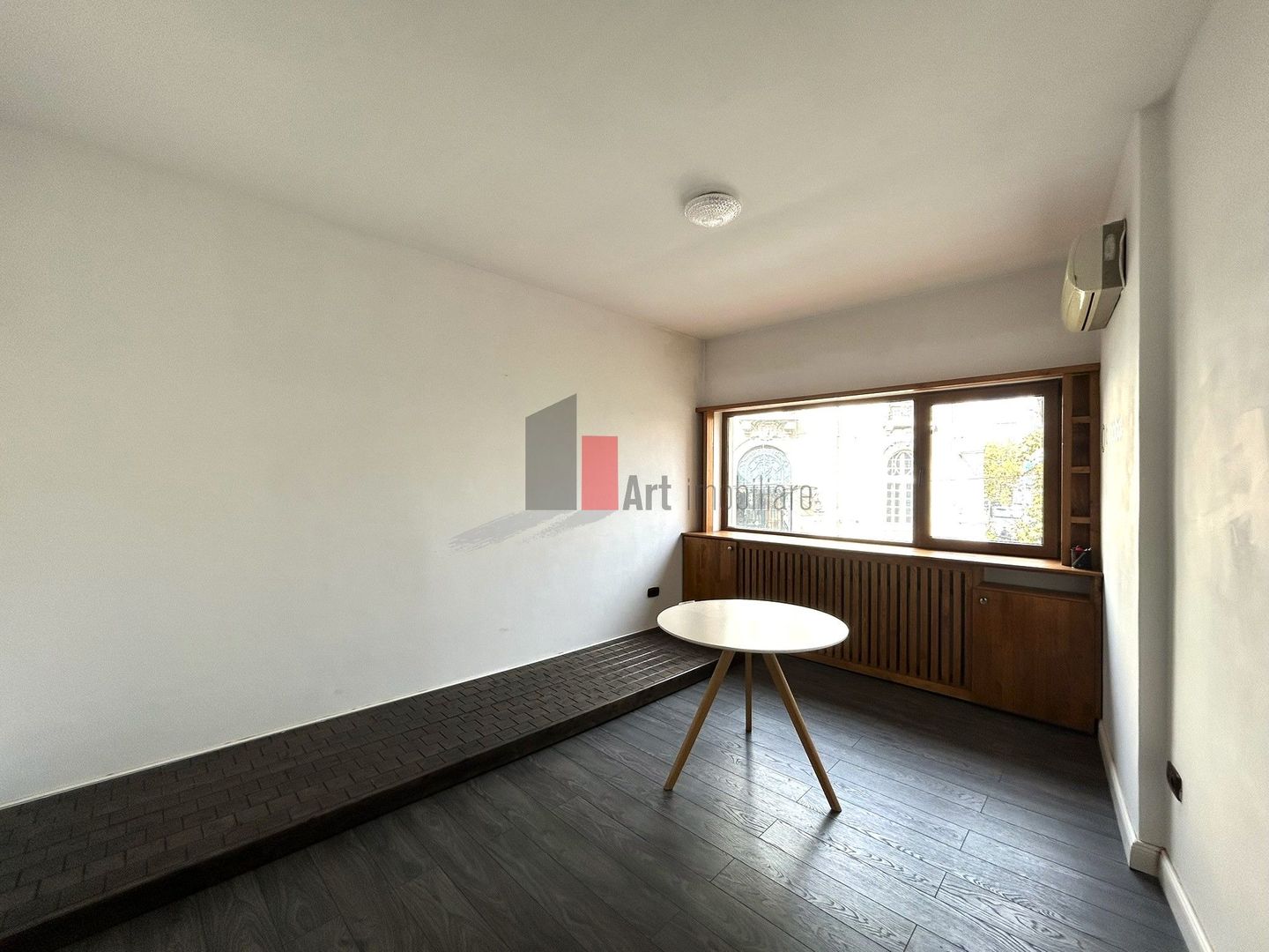 Casa cu 2 camere P+1E | zona Ultracentrala - Poză 1