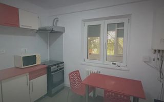 Apartament - 3 Camere Nicolina - 560 euro - Poză 5