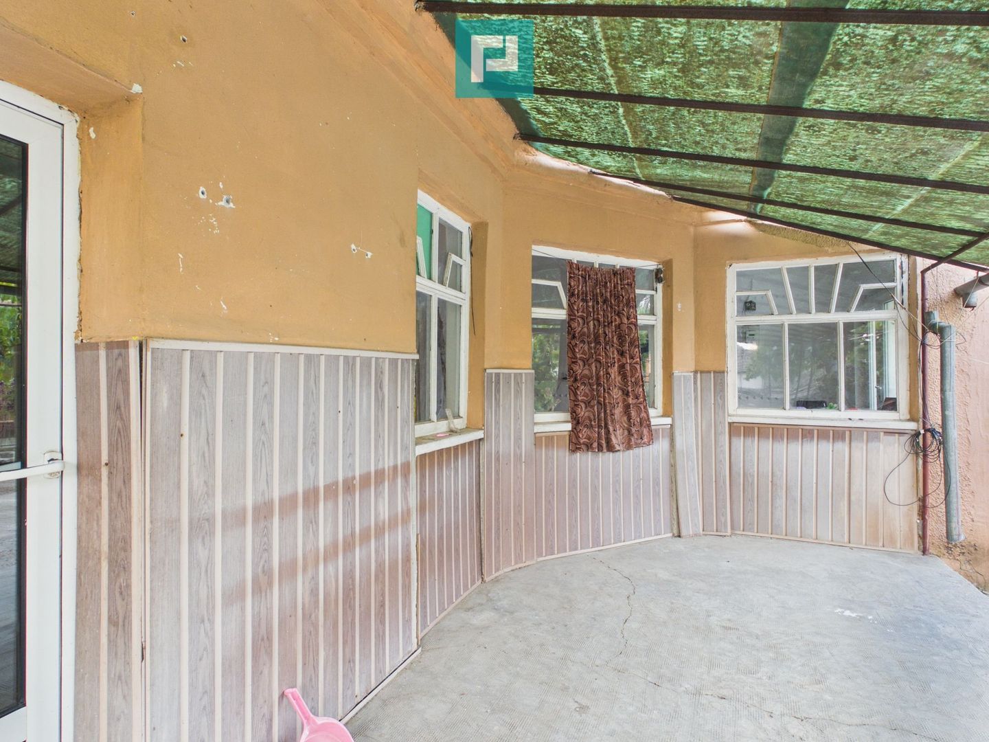 Casă  2 corpuri și 4 camere teren 1440 mp în Macea - Poză 14