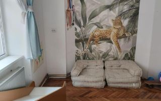 VANZARE APARTAMENT DEOSEBIT | PIATA VICTORIEI | 6 CAMERE | 126MP | - Poză 3