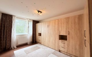 Apartament cu 3 camere decomandate / etaj intermediar - Poză 14