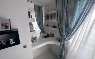 Apartament de Lux de vanzare, mobilat, utilat, Loc de parcare inclus - Poză 8