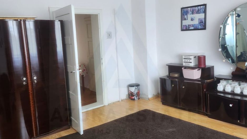 Casa individuala 3 camere renovata recent teren 803 mp in Agnita - Poză 4