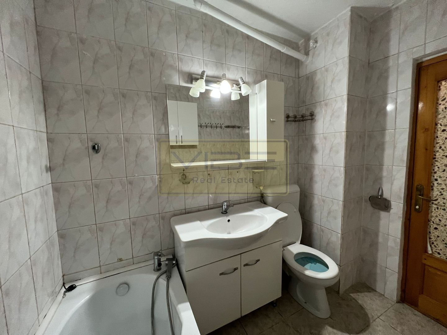 Apartament 2 camere decomandat Nicolina - 15 min Centru - Poză 15