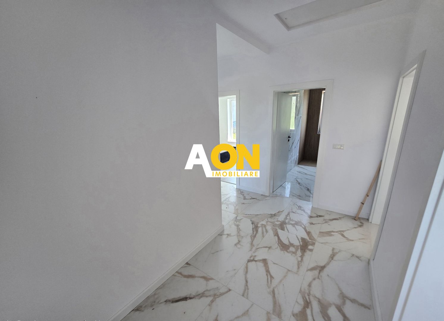 Casă Individuală de Închiriat, 4 Camere, Prima Închiriere, Ampoi 3 - Poză 13